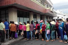 The-nao-la-mot-trung-tam-gioi-thieu-viec-lam-uy-tin-Duc-Chien