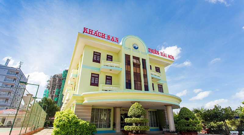 Trung tâm giới thiệu việc làm - Lễ tân khách sạn, nhà nghỉ